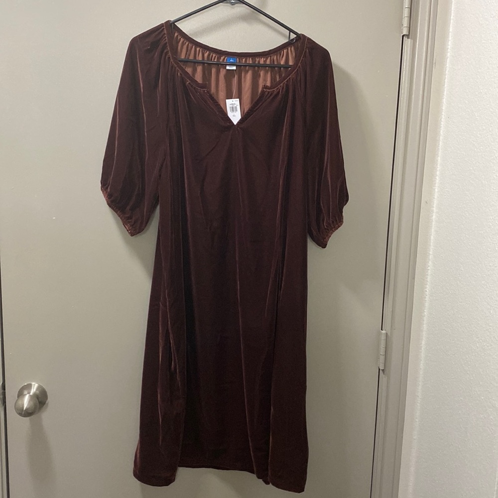 NWT Old Navy Puff Sleeve velvet shift dress